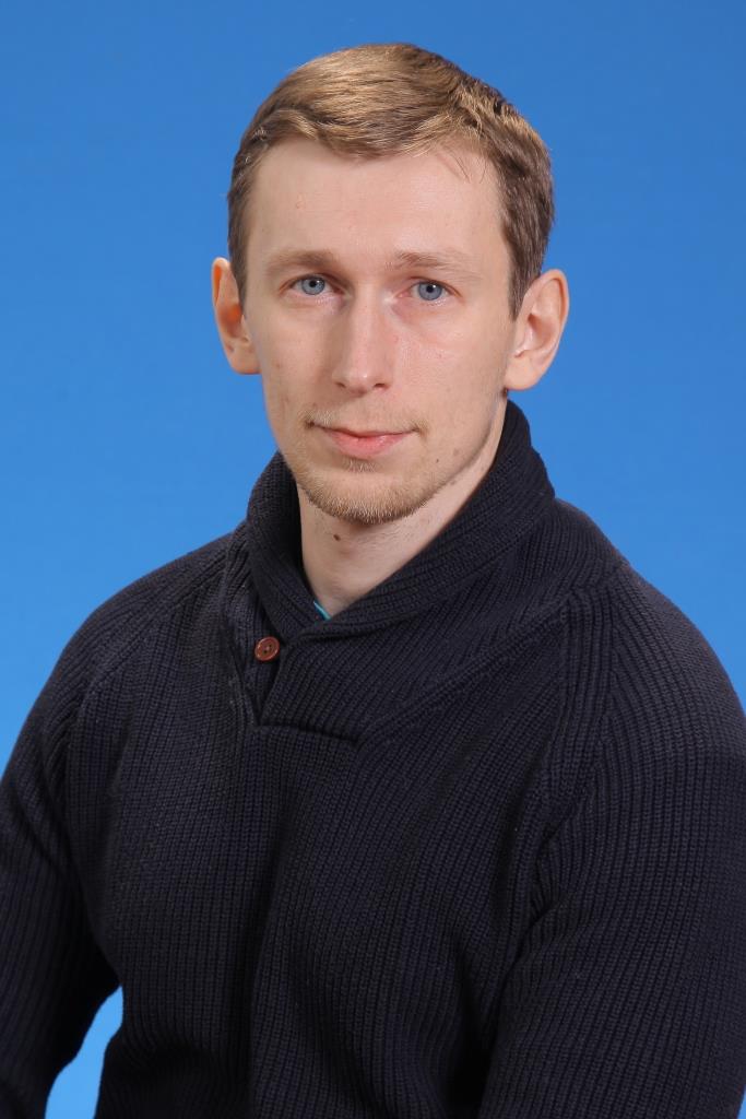 Смирнов Александр Сергеевич.